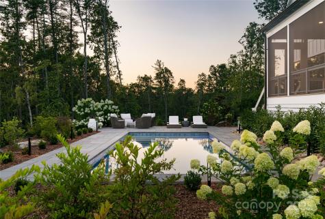 320 Flowering Vine Court Asheville NC 28803