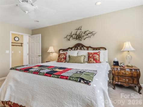 1340 Macedonia Road Saluda NC 28773