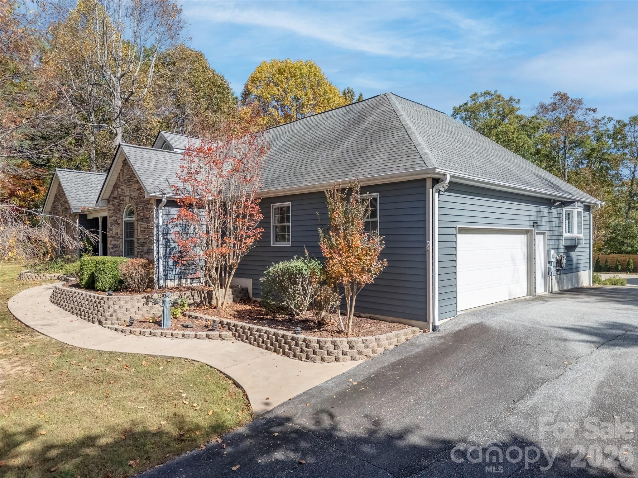1340 Macedonia Road Saluda NC 28773