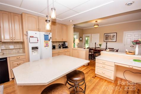 10245 Cool Springs Road Woodleaf NC 27054