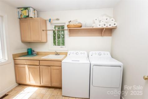 10245 Cool Springs Road Woodleaf NC 27054
