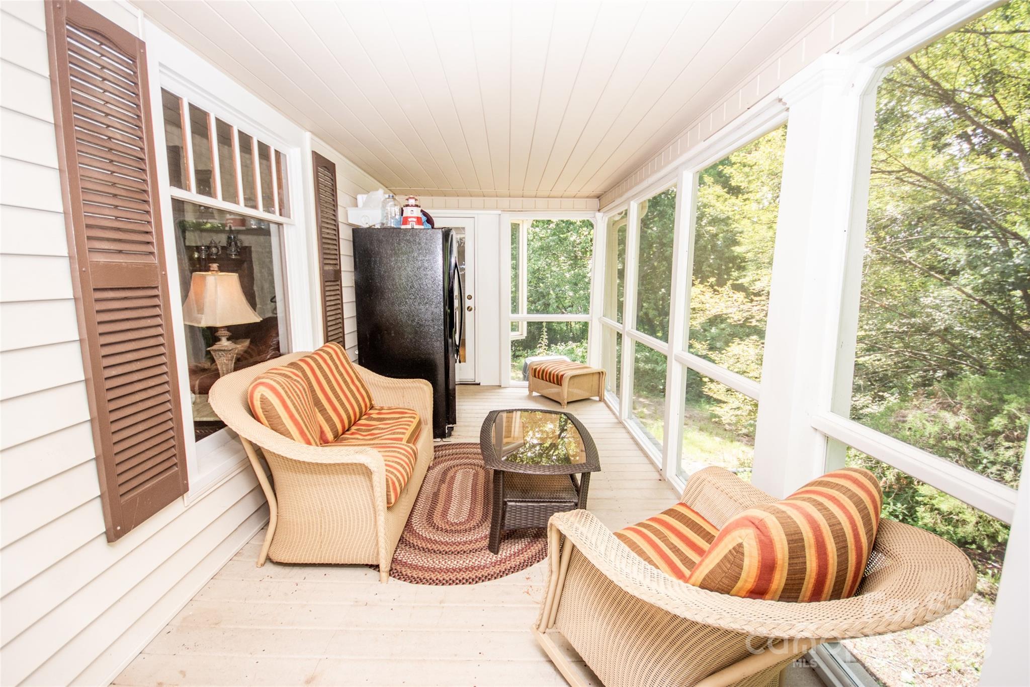10245 Cool Springs Road Woodleaf NC 27054