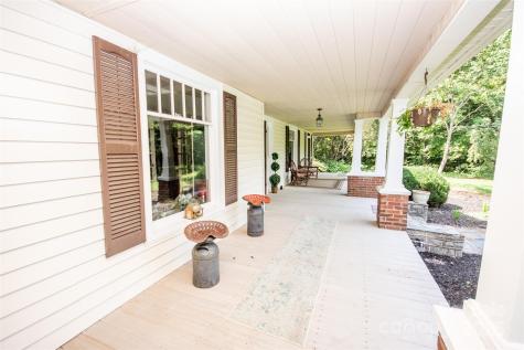 10245 Cool Springs Road Woodleaf NC 27054