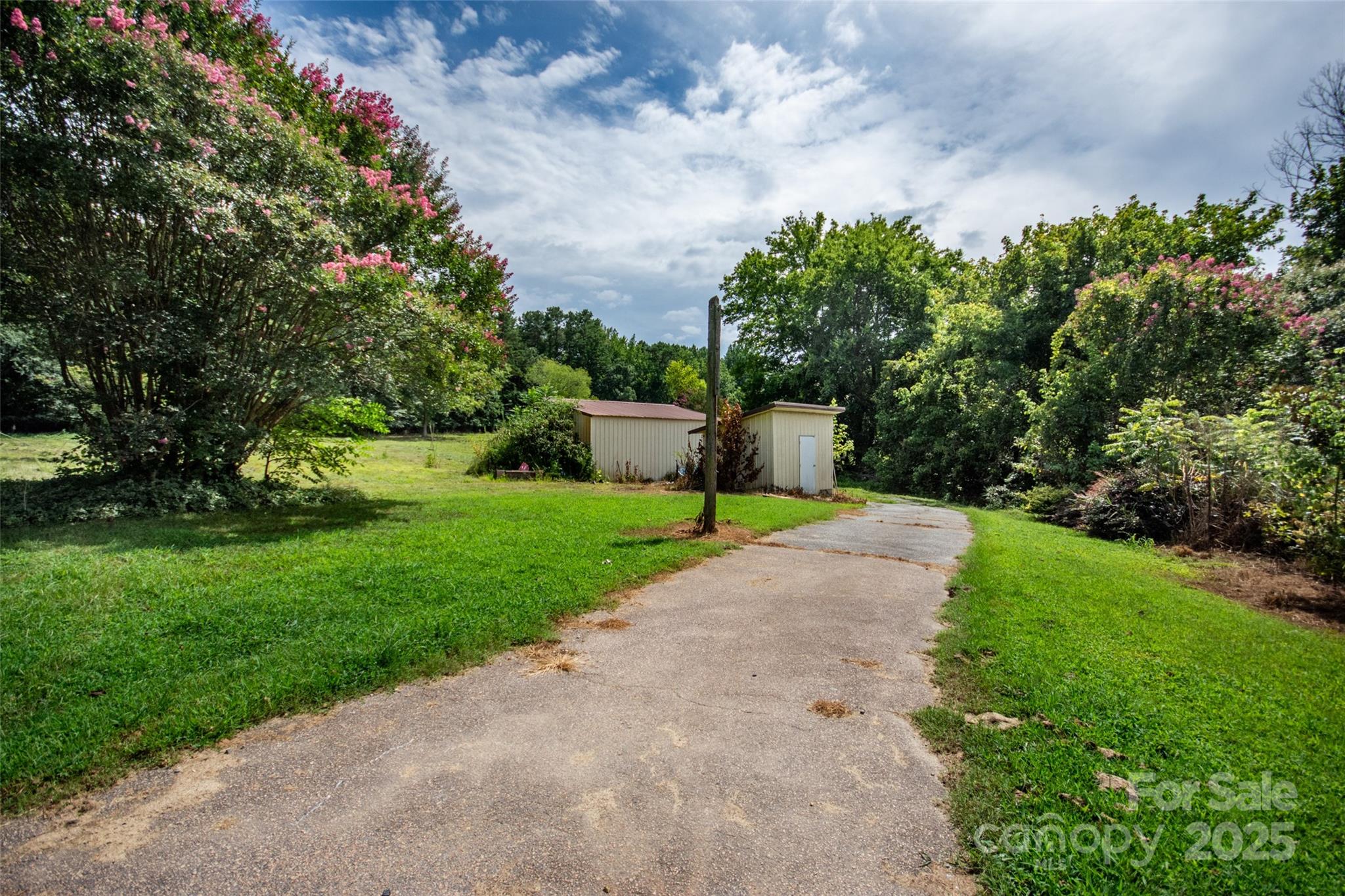 10245 Cool Springs Road Woodleaf NC 27054
