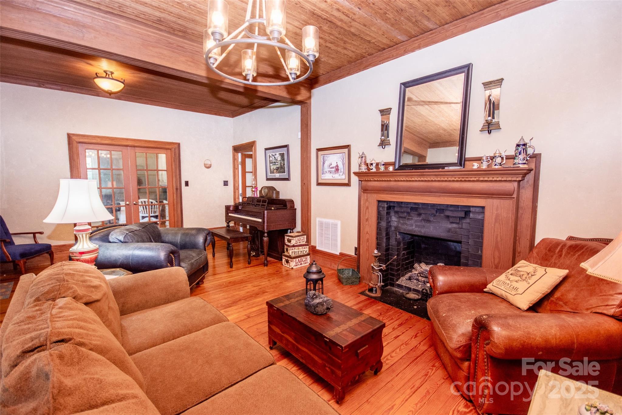 10245 Cool Springs Road Woodleaf NC 27054