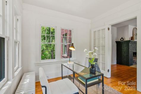 21 Sylvan Avenue Asheville NC 28801