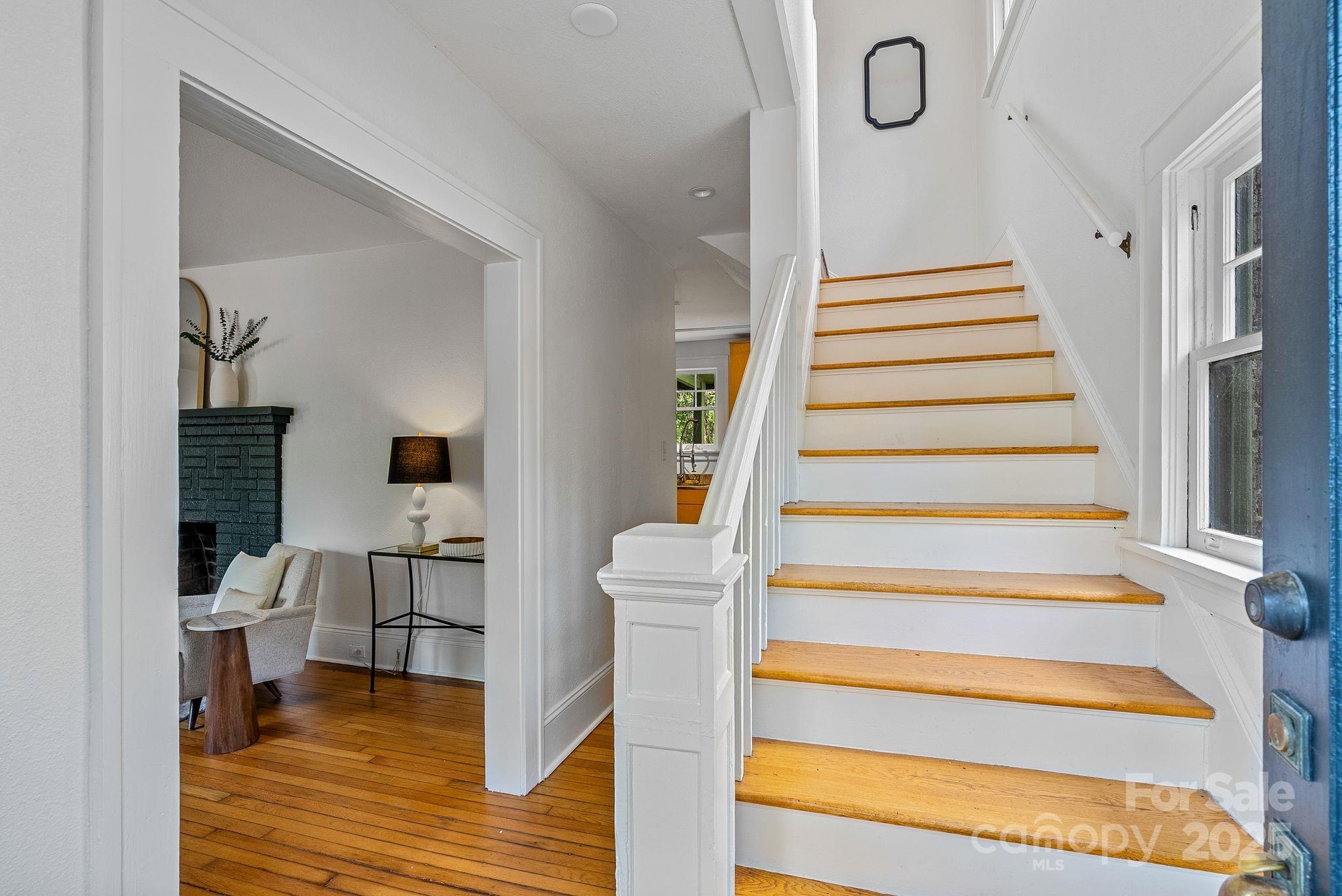 21 Sylvan Avenue Asheville NC 28801