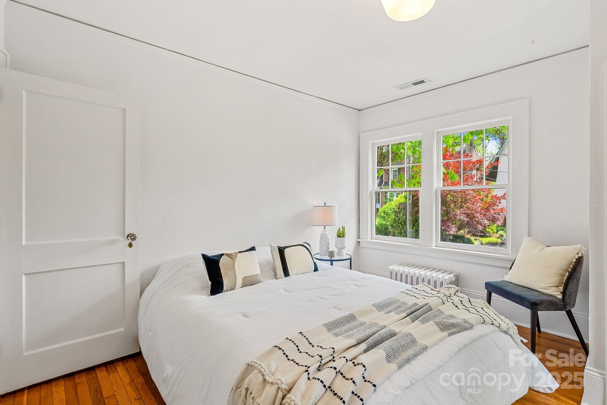 21 Sylvan Avenue Asheville NC 28801