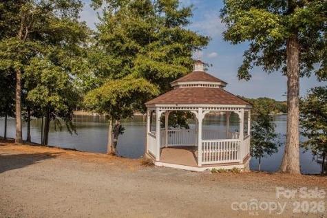7218 Cascading Pines Drive Tega Cay SC 29708