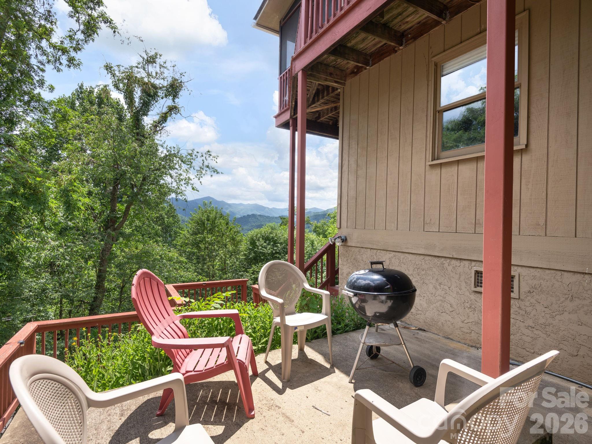 1541 Utah Mountain Road Waynesville NC 28785