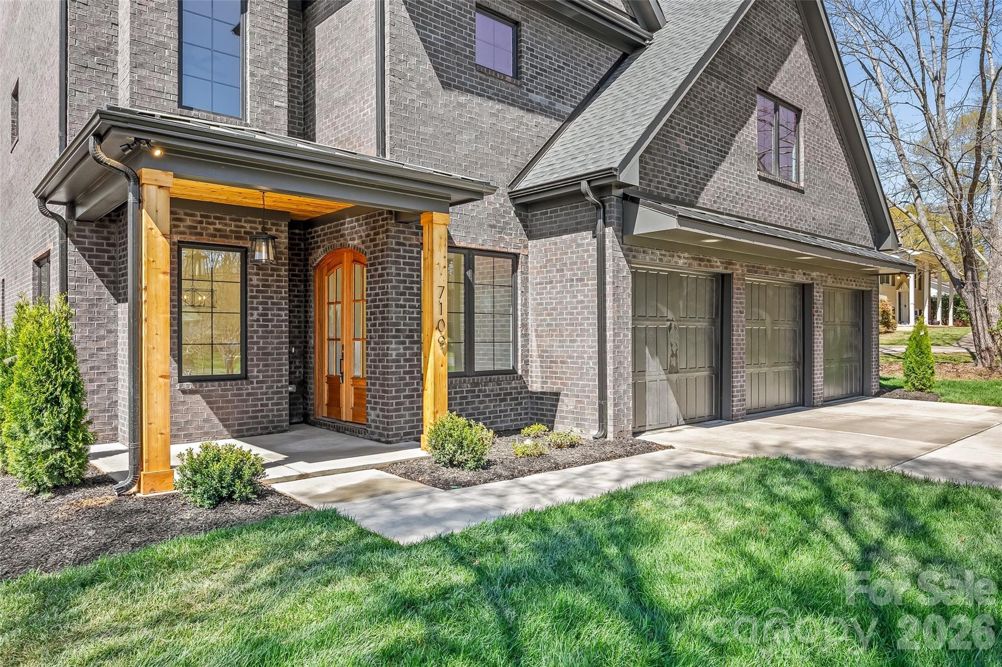 7109 Essington Drive Charlotte NC 28270