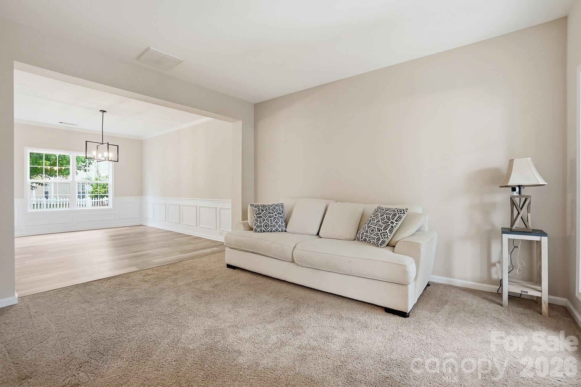 9013 Gailes Drive Charlotte NC 28278