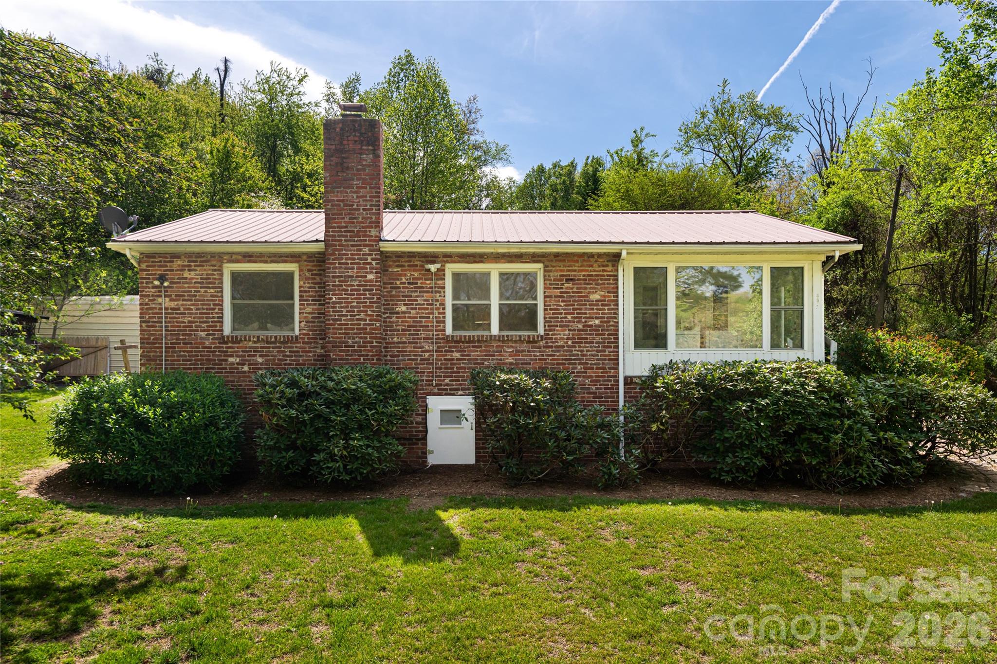 20 Clarendon Avenue Asheville NC 28804