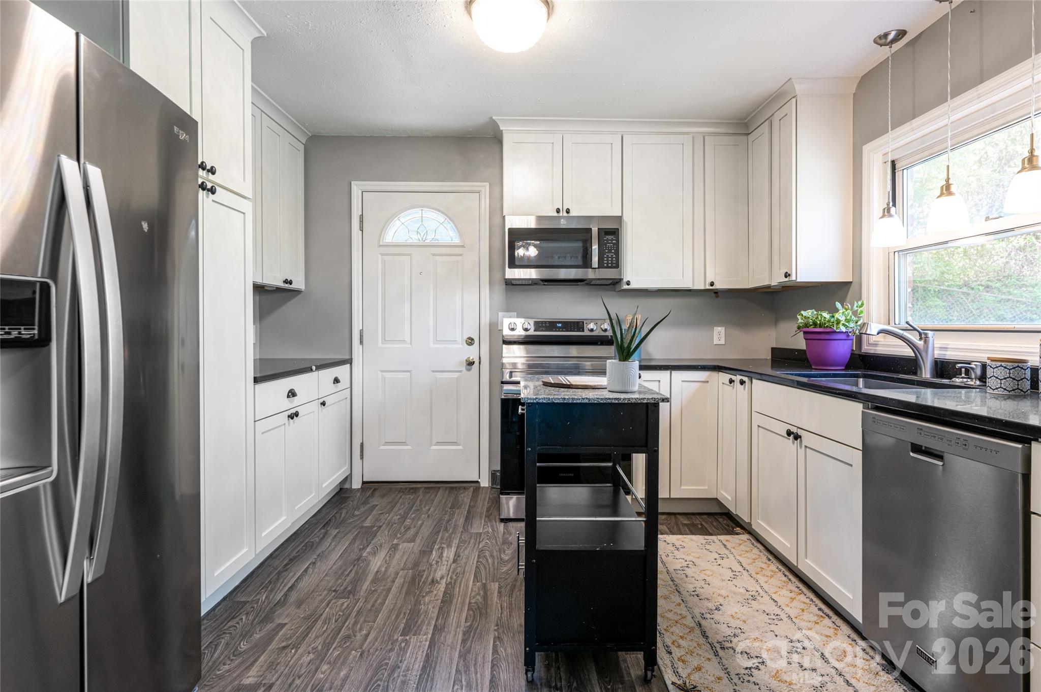 20 Clarendon Avenue Asheville NC 28804