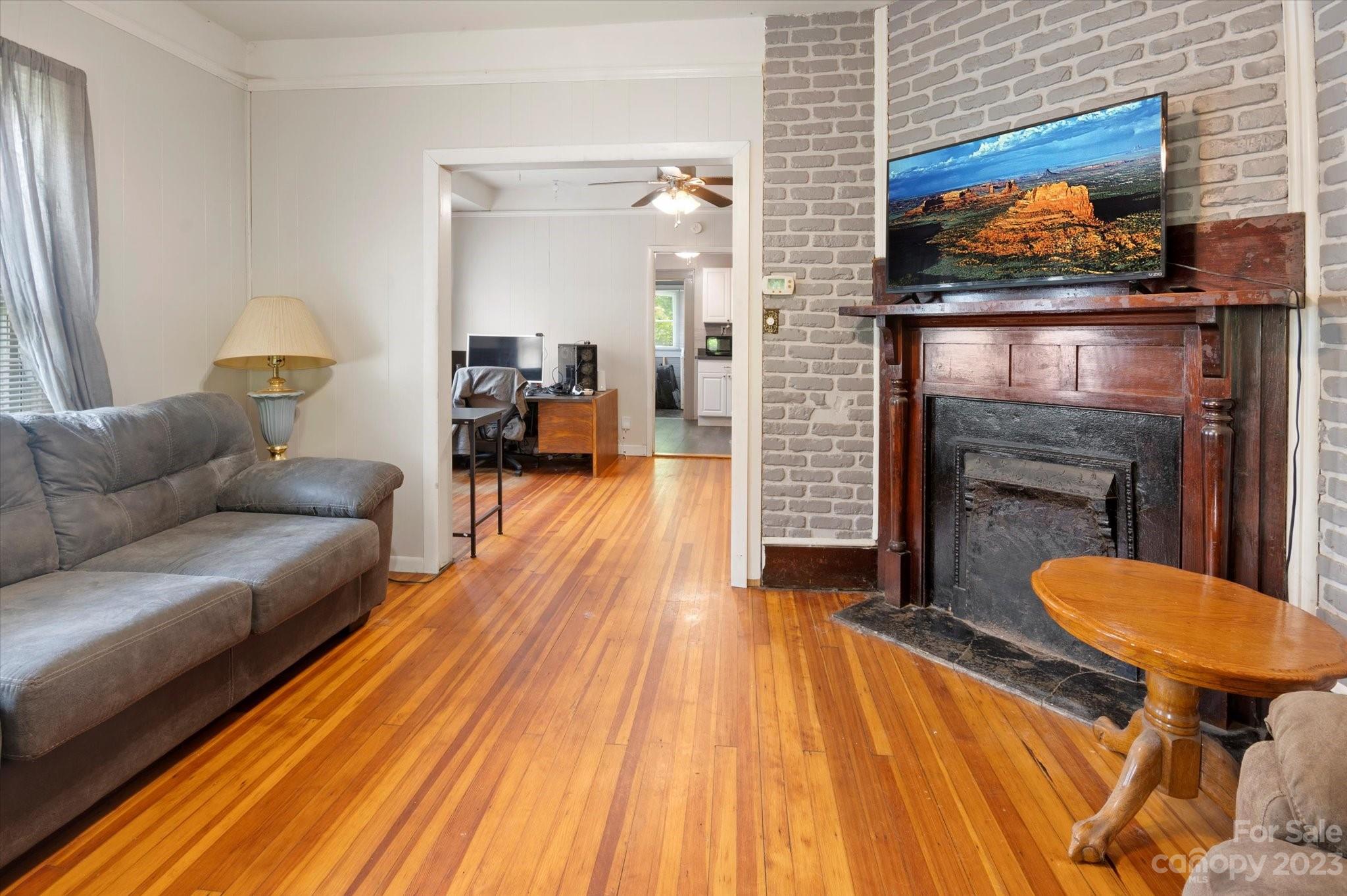 187 Montana Avenue Asheville NC 28806