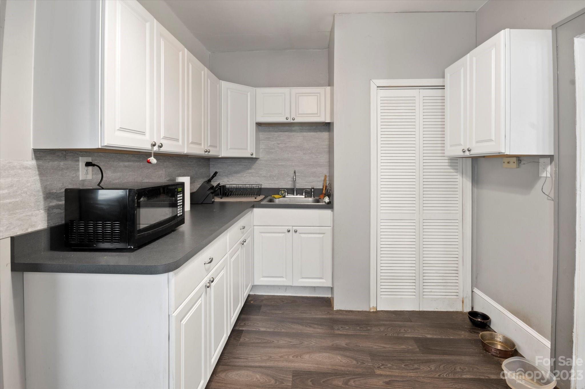 187 Montana Avenue Asheville NC 28806