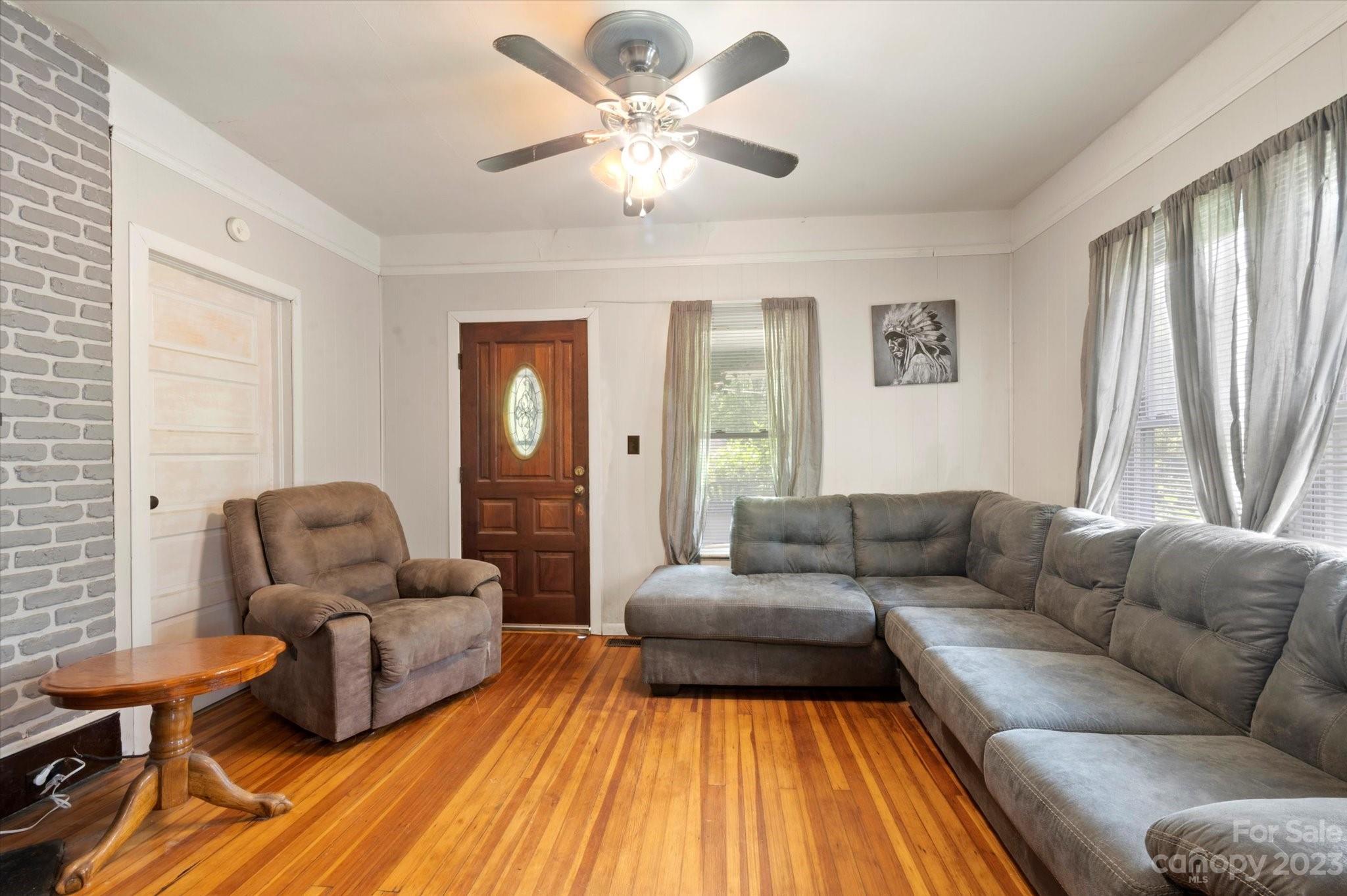 187 Montana Avenue Asheville NC 28806