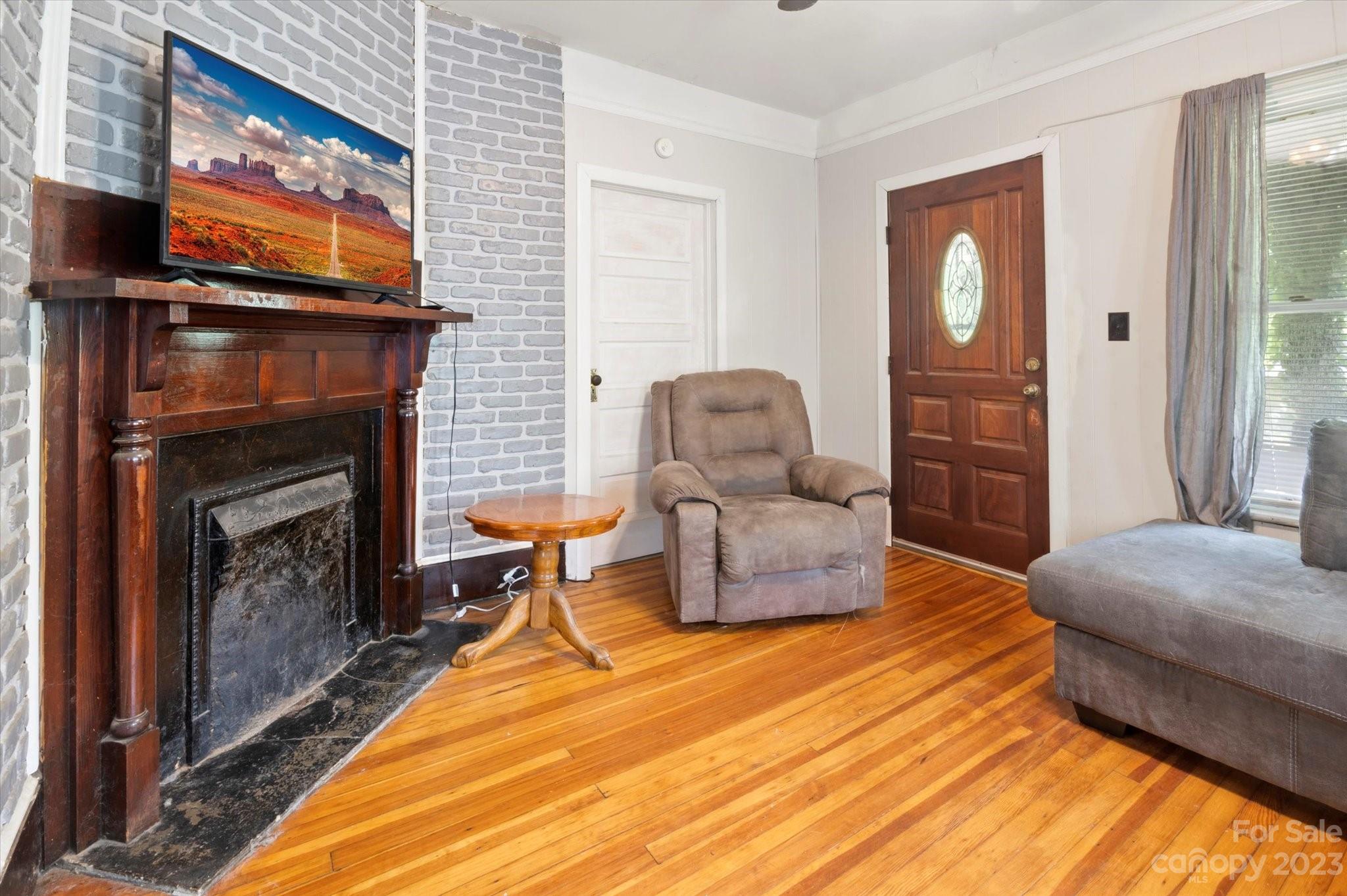 187 Montana Avenue Asheville NC 28806