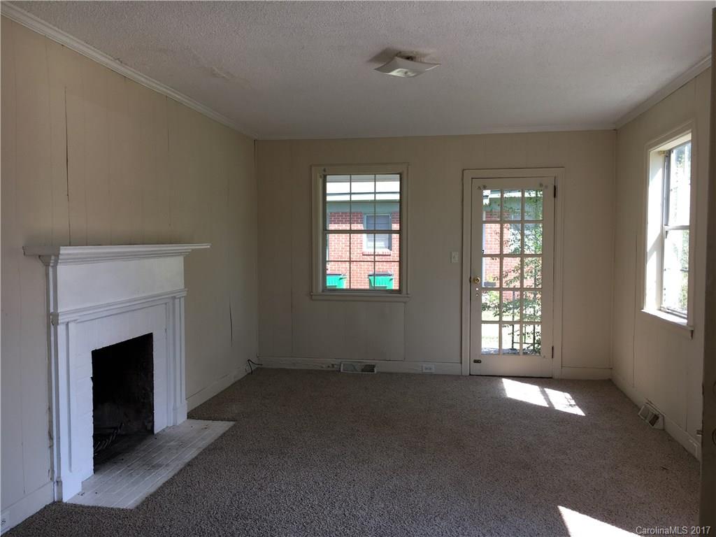 2825 Parkway Avenue Charlotte NC 28208