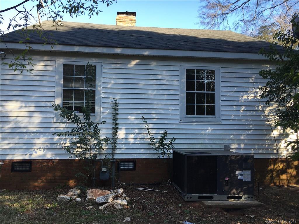 2825 Parkway Avenue Charlotte NC 28208