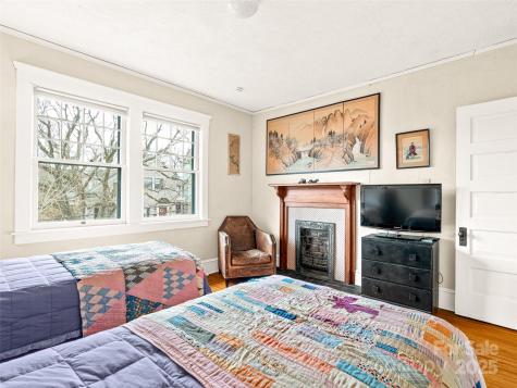 12 Bearden Avenue Asheville NC 28801