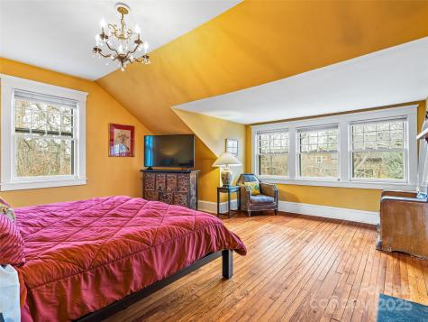 12 Bearden Avenue Asheville NC 28801