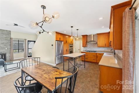 223 Cheyenne Court Asheville NC 28803