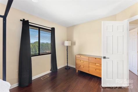 223 Cheyenne Court Asheville NC 28803