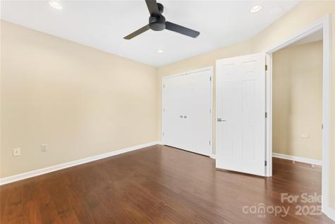 223 Cheyenne Court Asheville NC 28803