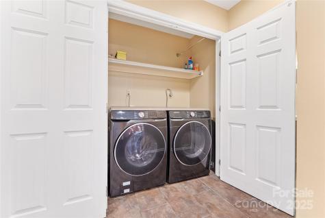 223 Cheyenne Court Asheville NC 28803