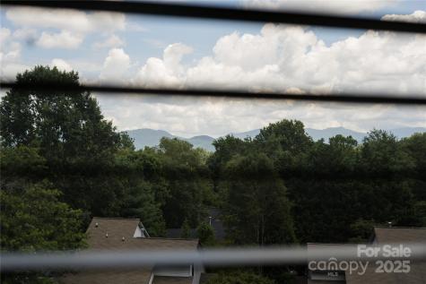 223 Cheyenne Court Asheville NC 28803