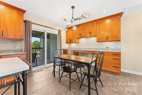 223 Cheyenne Court Asheville NC 28803