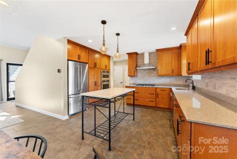 223 Cheyenne Court Asheville NC 28803