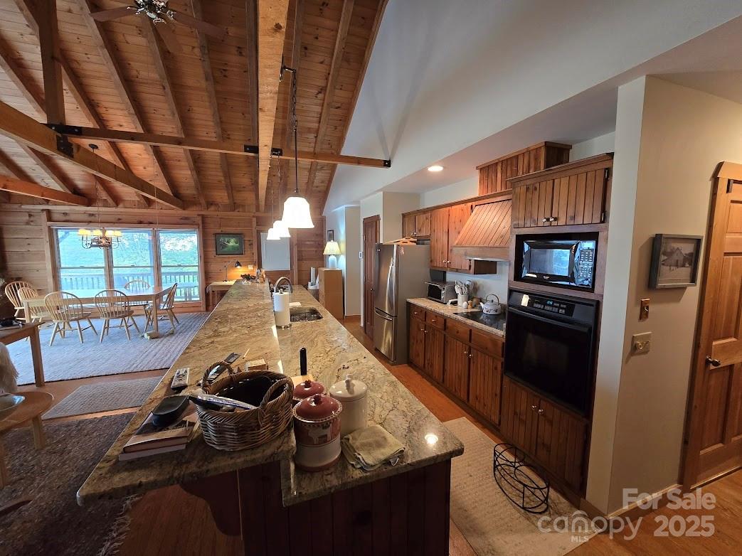 979 Wagon Road Warrensville NC 28693