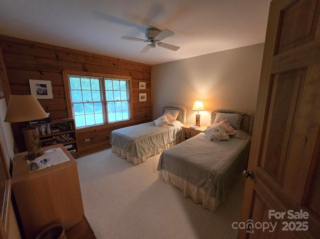 979 Wagon Road Warrensville NC 28693