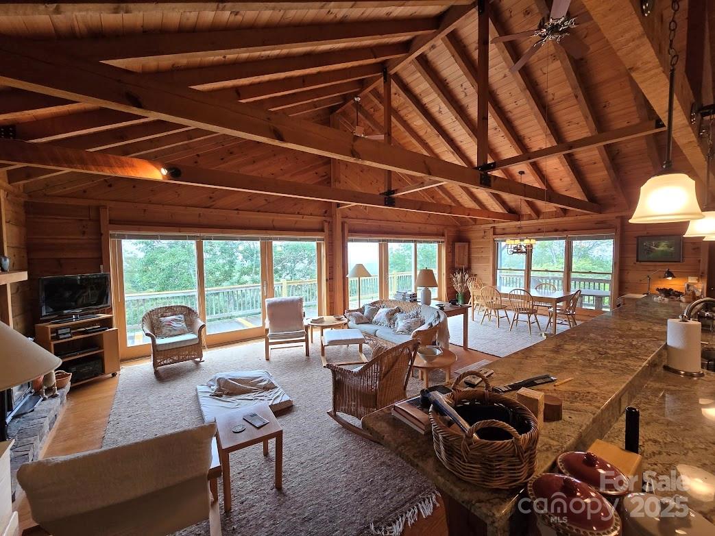 979 Wagon Road Warrensville NC 28693