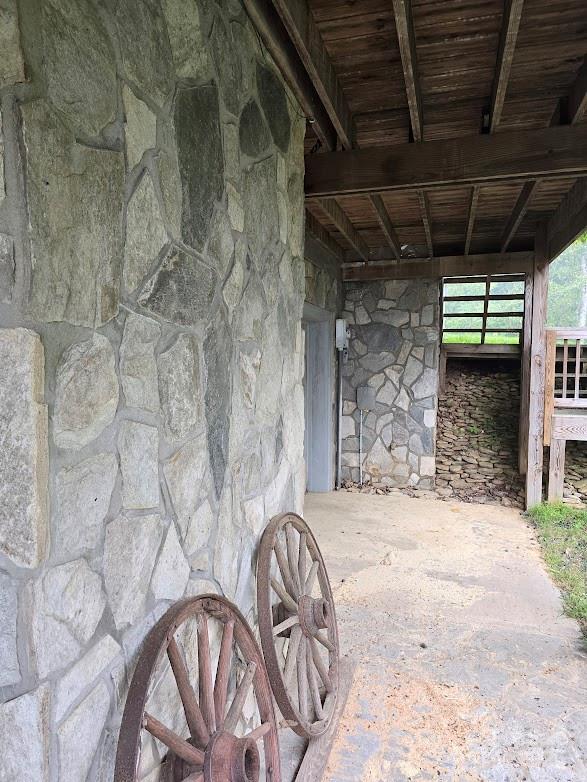 979 Wagon Road Warrensville NC 28693