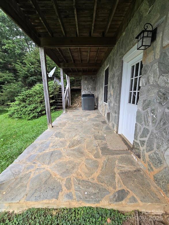 979 Wagon Road Warrensville NC 28693