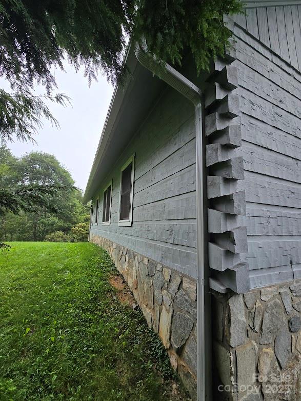 979 Wagon Road Warrensville NC 28693