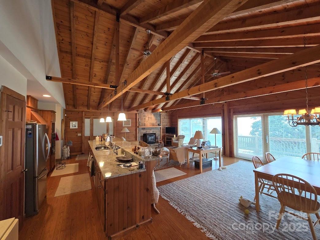 979 Wagon Road Warrensville NC 28693