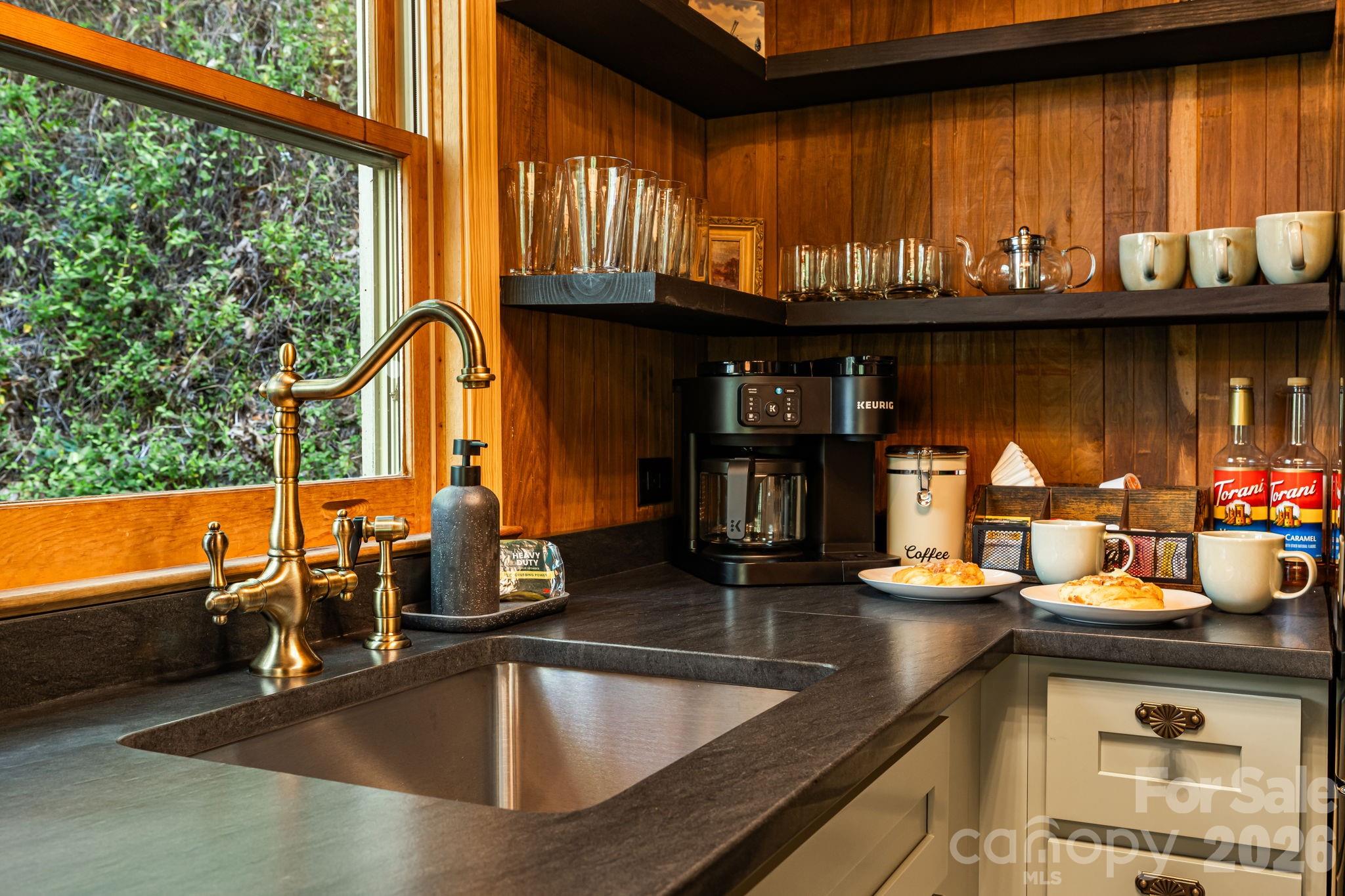 155 Spivey Mountain Road Asheville NC 28806