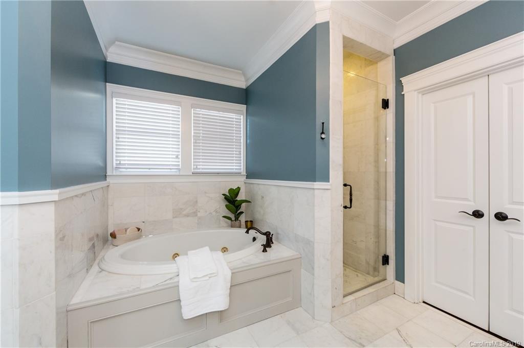 421 N Dotger Avenue Charlotte NC 28204