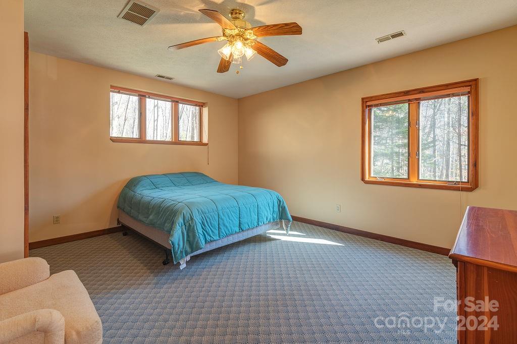 975 Wash Freeman Road Hendersonville NC 28792