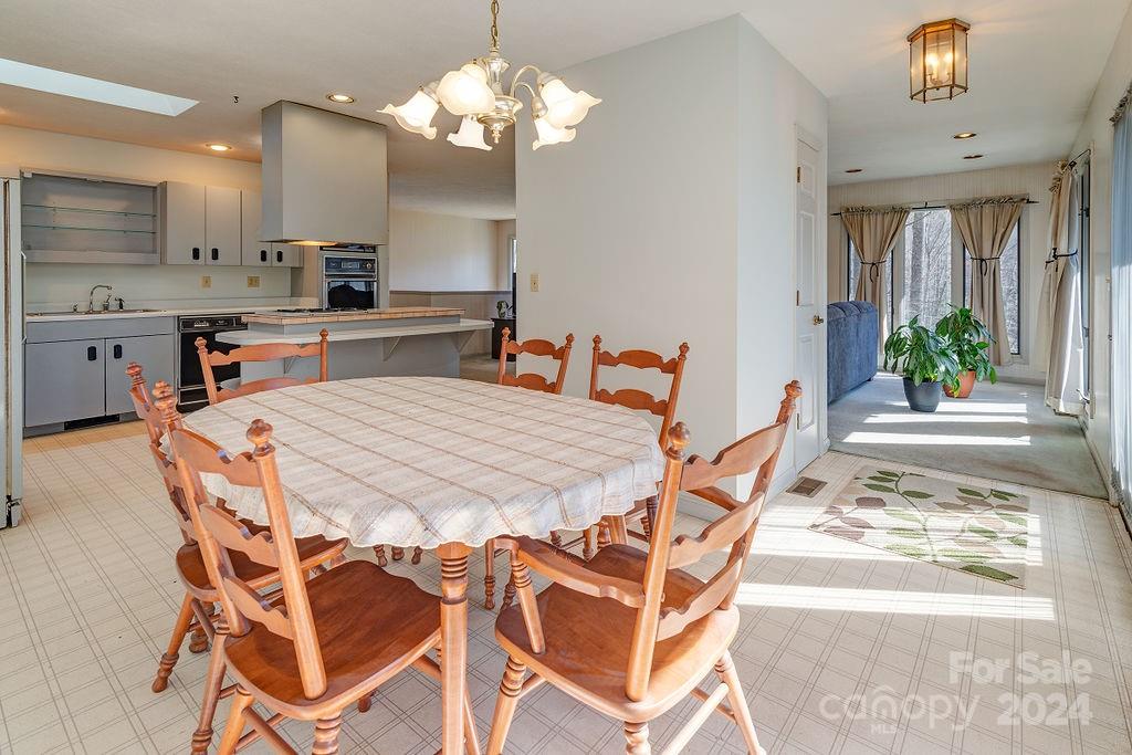 975 Wash Freeman Road Hendersonville NC 28792