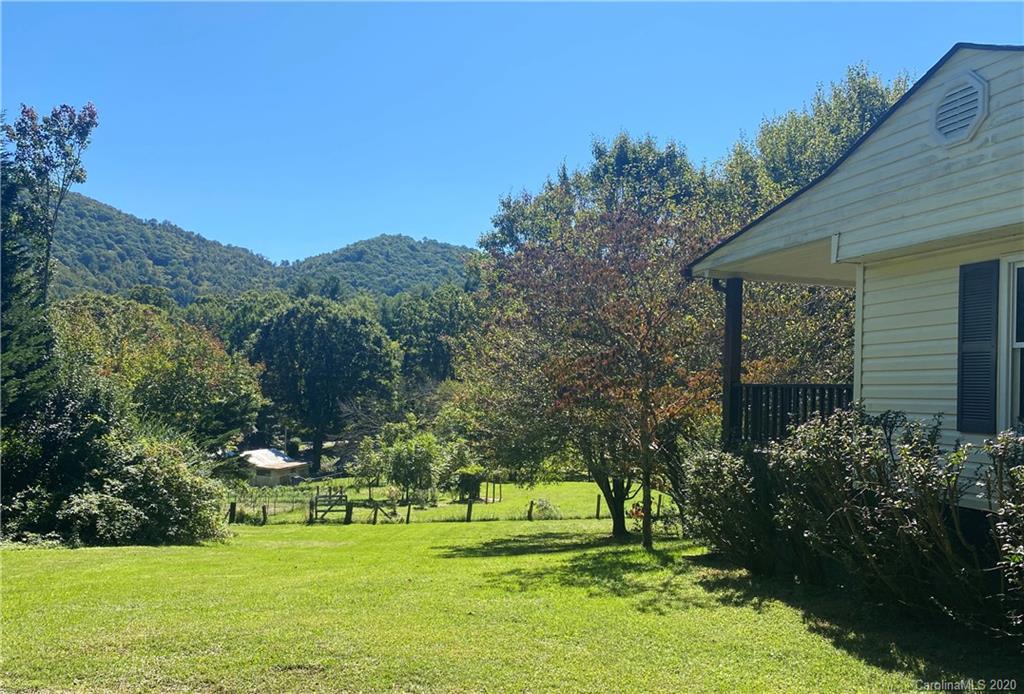 222 Bee Ridge Road Asheville NC 28803