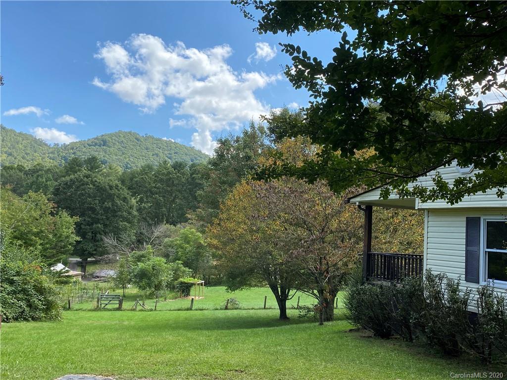 222 Bee Ridge Road Asheville NC 28803
