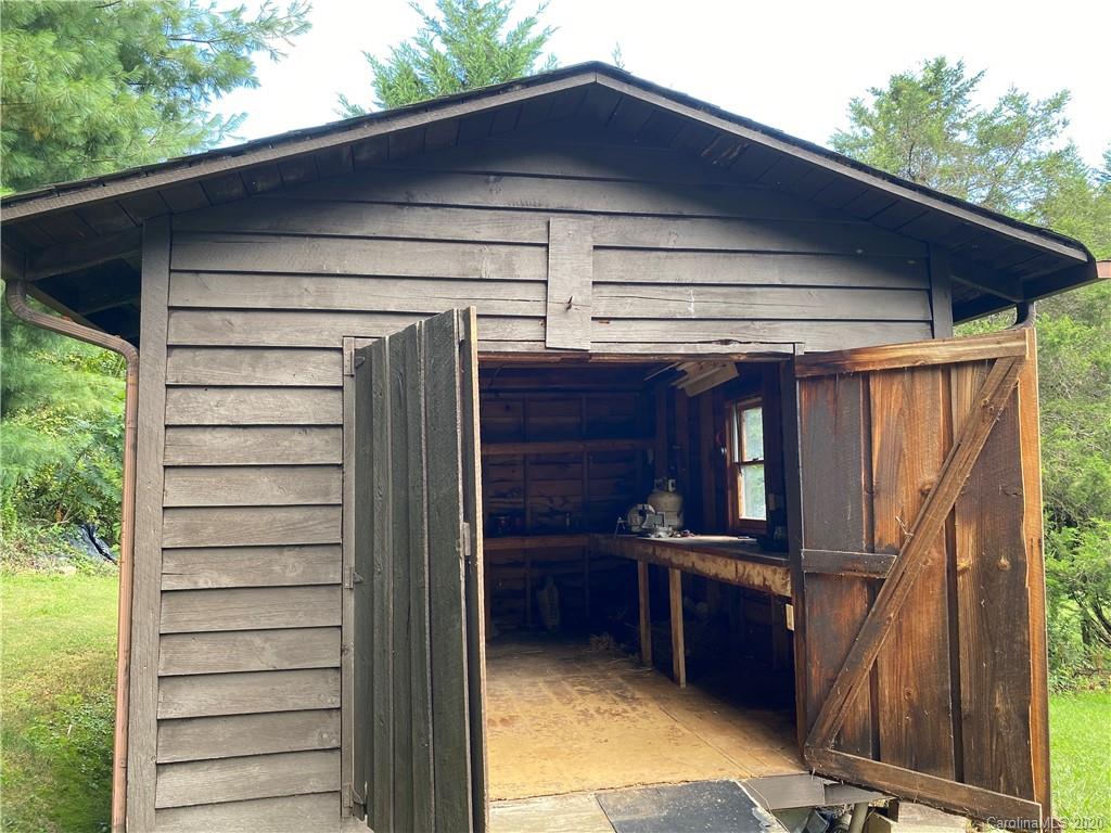 222 Bee Ridge Road Asheville NC 28803