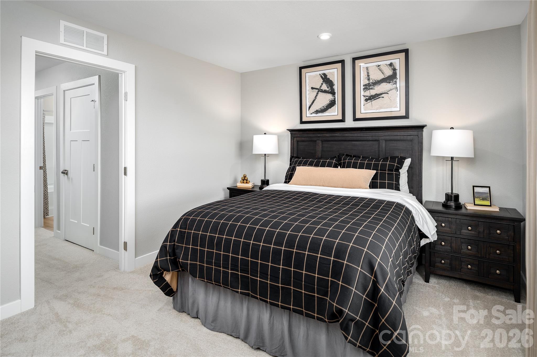 916 Heathway Drive Charlotte NC 28213