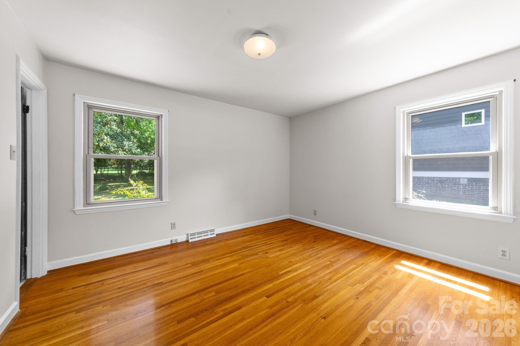 3137 Frederick Place Charlotte NC 28210