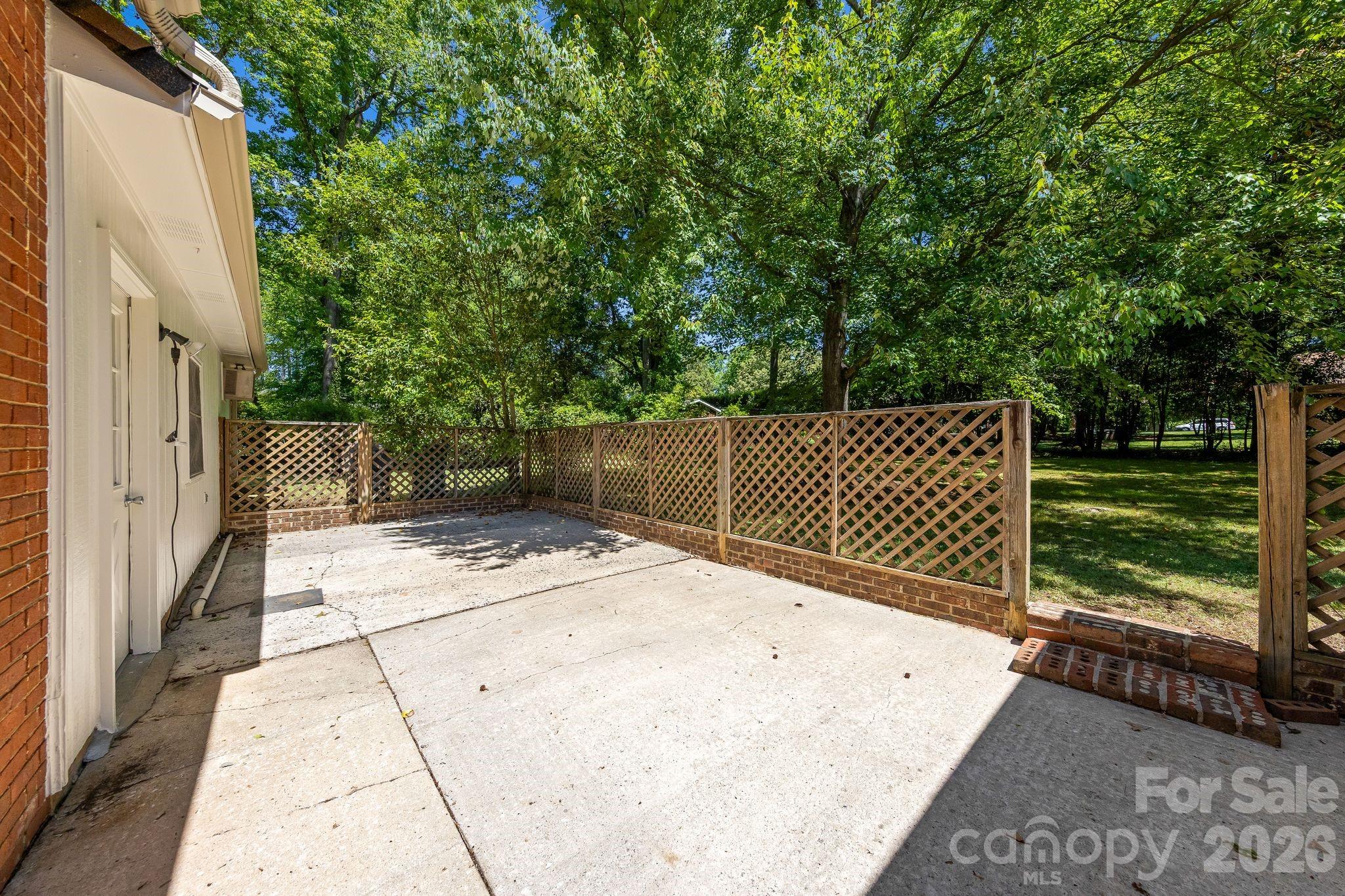 3137 Frederick Place Charlotte NC 28210